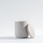 Tobacco & Vanille, wooden wick soy wax candle, hand-poured in Dubai by pluto.