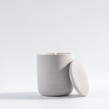 Tobacco & Vanille, wooden wick soy wax candle, hand-poured in Dubai by pluto.