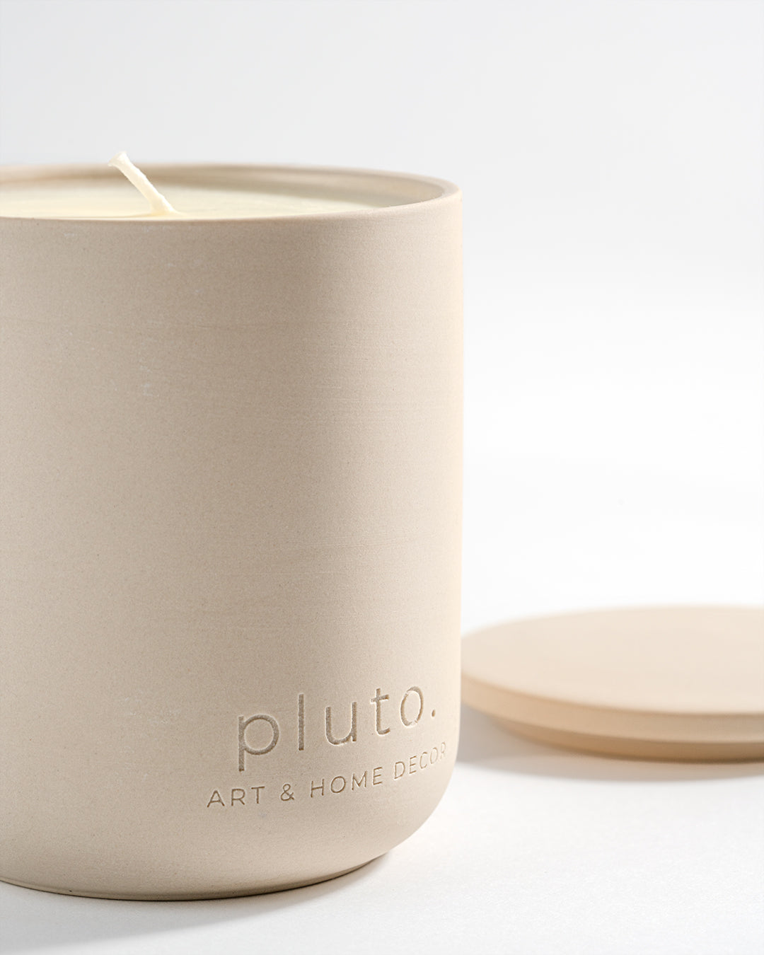 Bliss, Venetia wooden wick candle by pluto., Dubai