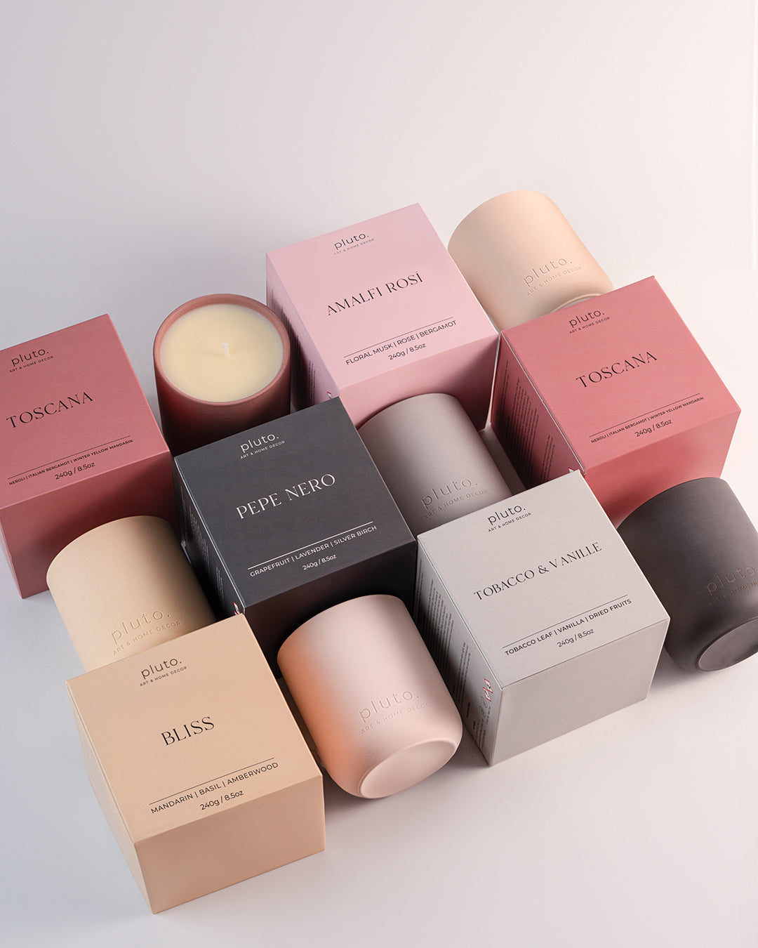 Pepe Nero, Venetia wooden wick candle by pluto., Dubai