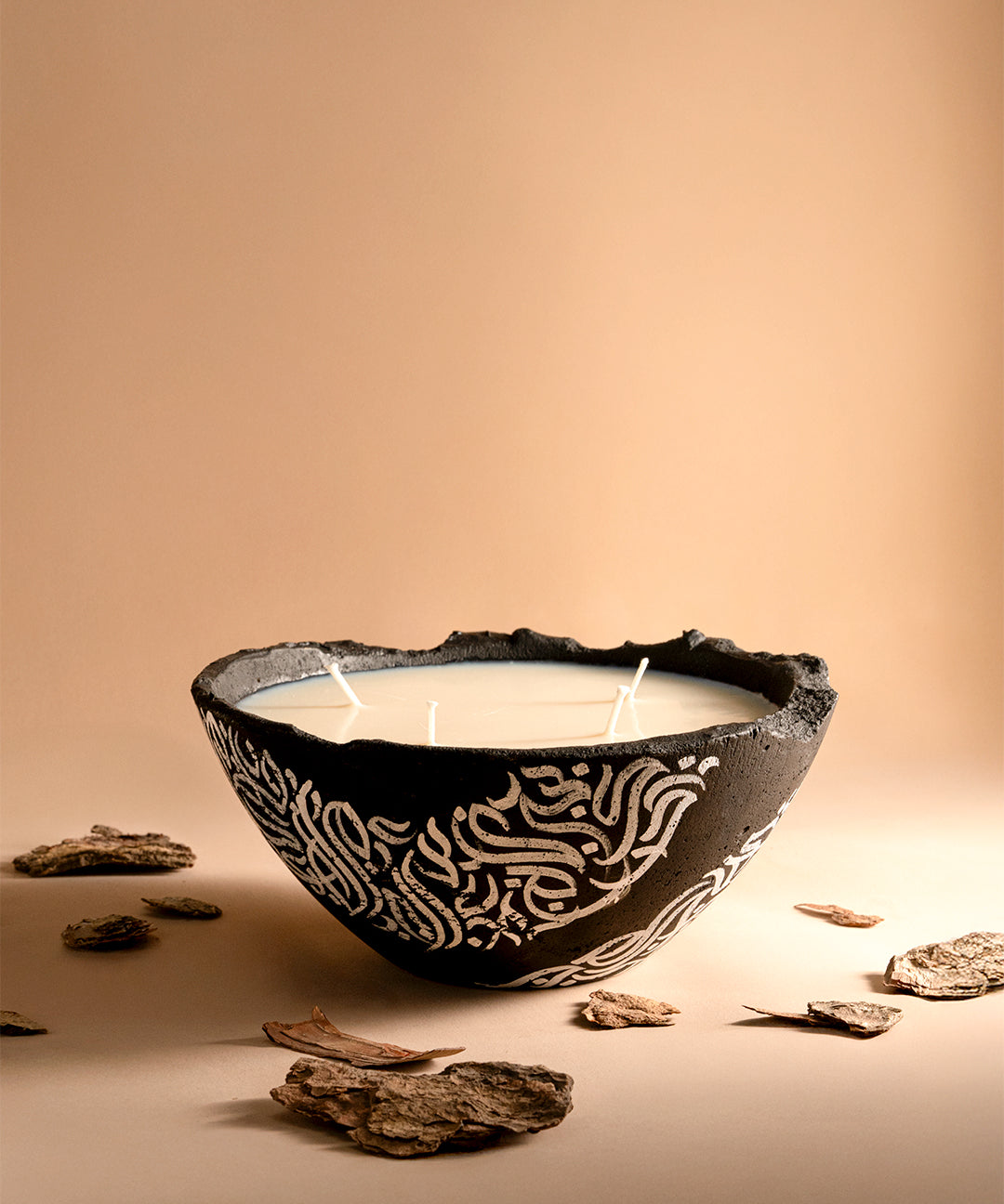 Layali Collection Eries candle in Black, Eries bowl candle by pluto., hand-finished in Dubai