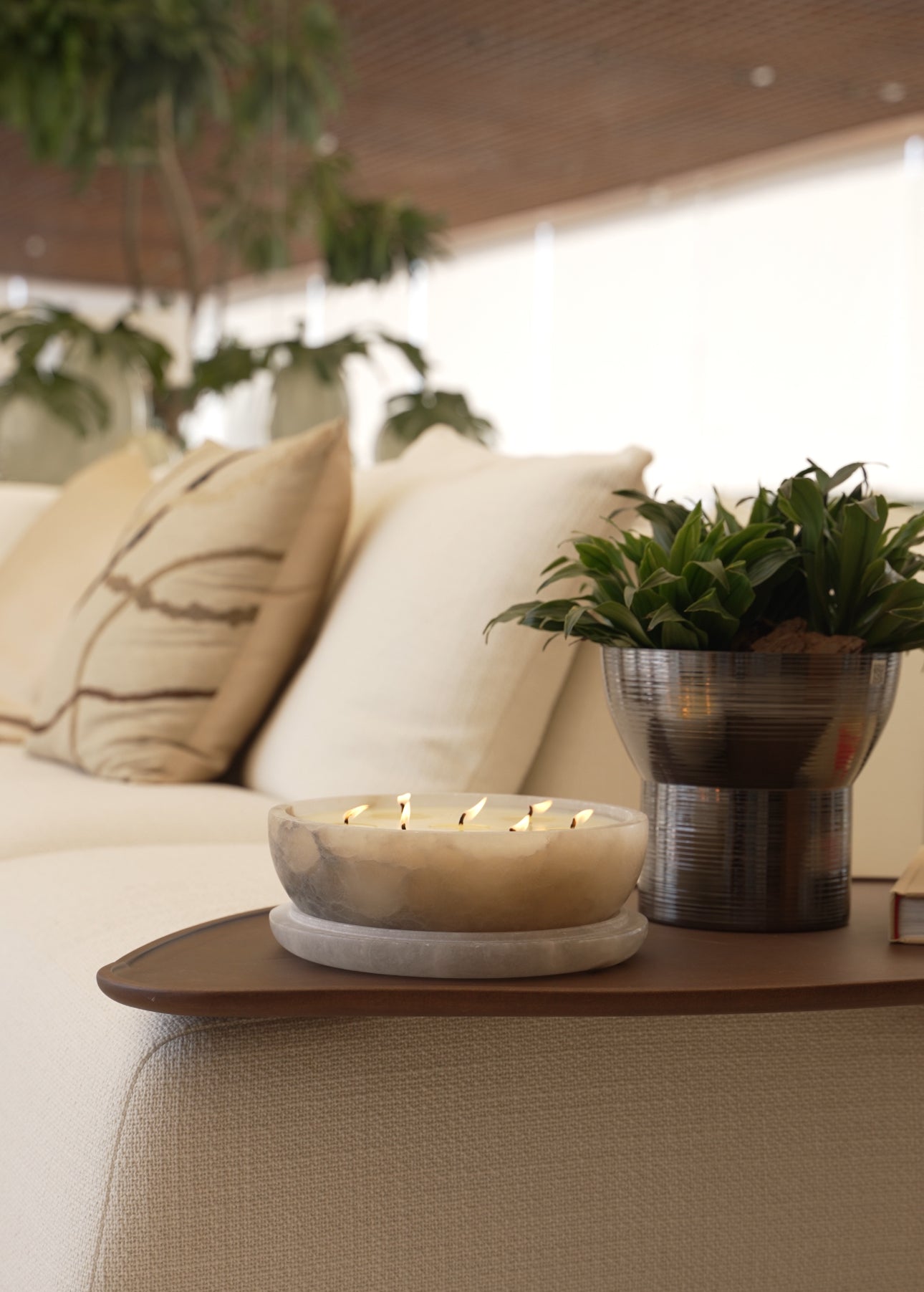 Agave marble candle, hand-finished home decor by pluto. Dubai