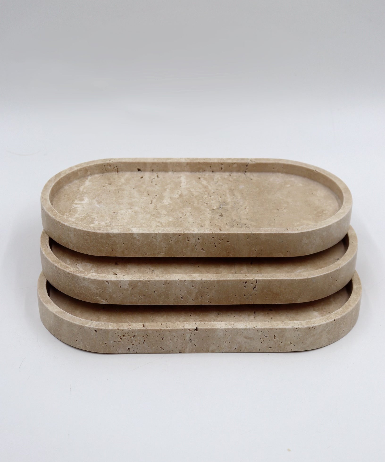Mariam - Oval marble tray, hand-finished home decor by pluto. Dubai