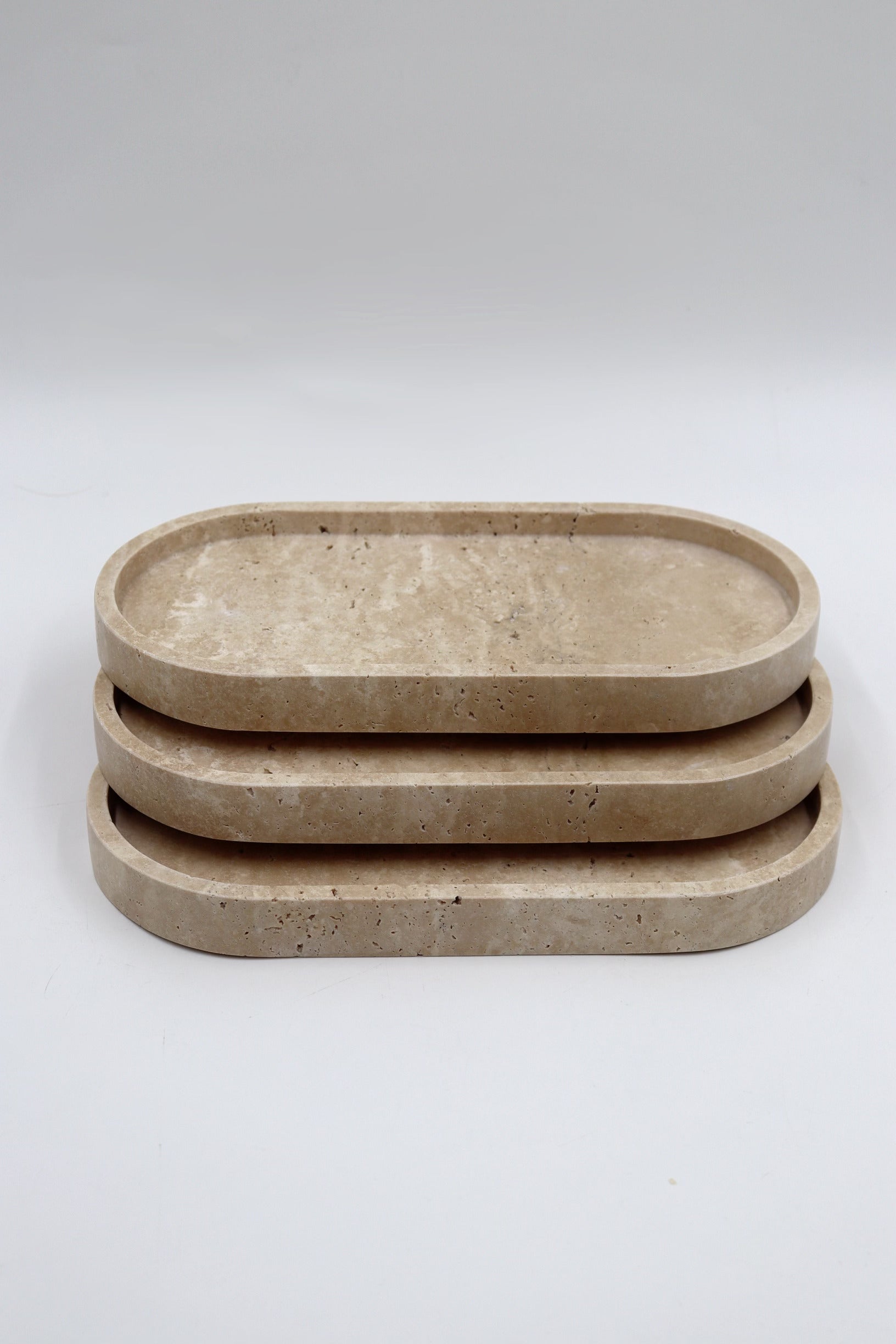 Mariam - Oval marble tray, hand-finished home decor by pluto. Dubai