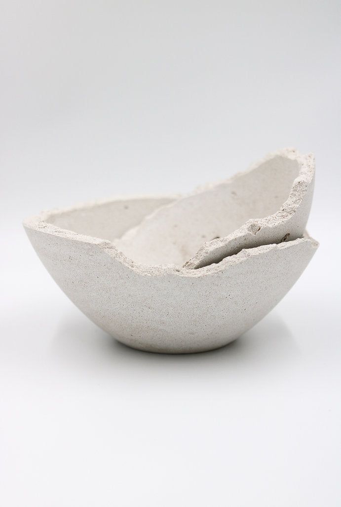 Medium Eries bowl, Eries bowl candle by pluto., hand-finished in Dubai