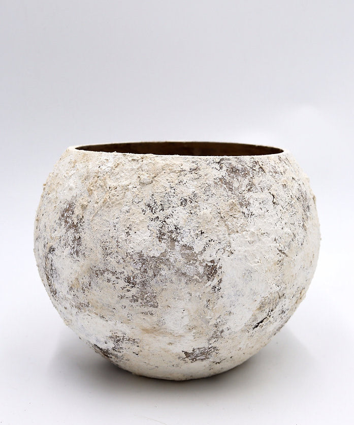 Mercury bowl in Stone, hand-finished sculptural vase by pluto. Dubai