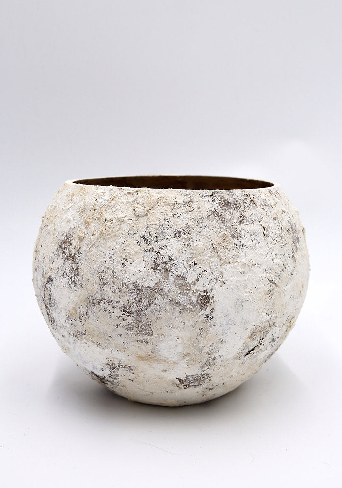 Mercury bowl in Stone, hand-finished sculptural vase by pluto. Dubai