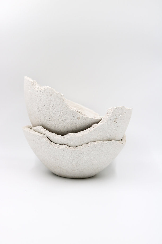 Medium Eries bowl, Eries bowl candle by pluto., hand-finished in Dubai
