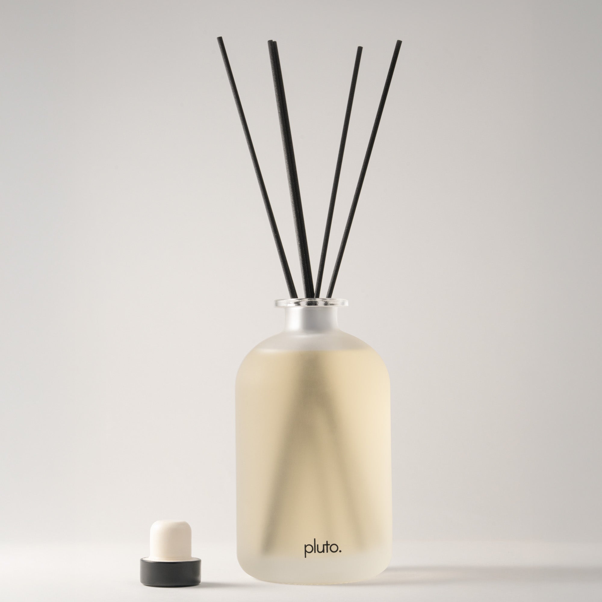 Jasmine + Patchouli Diffuser, 100ml hand-poured reed diffuser, pluto. Dubai