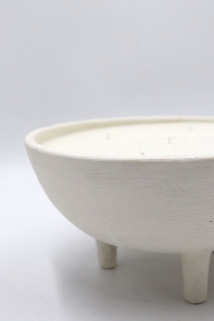 Dione 5wick candle, hand-finished home decor by pluto. Dubai