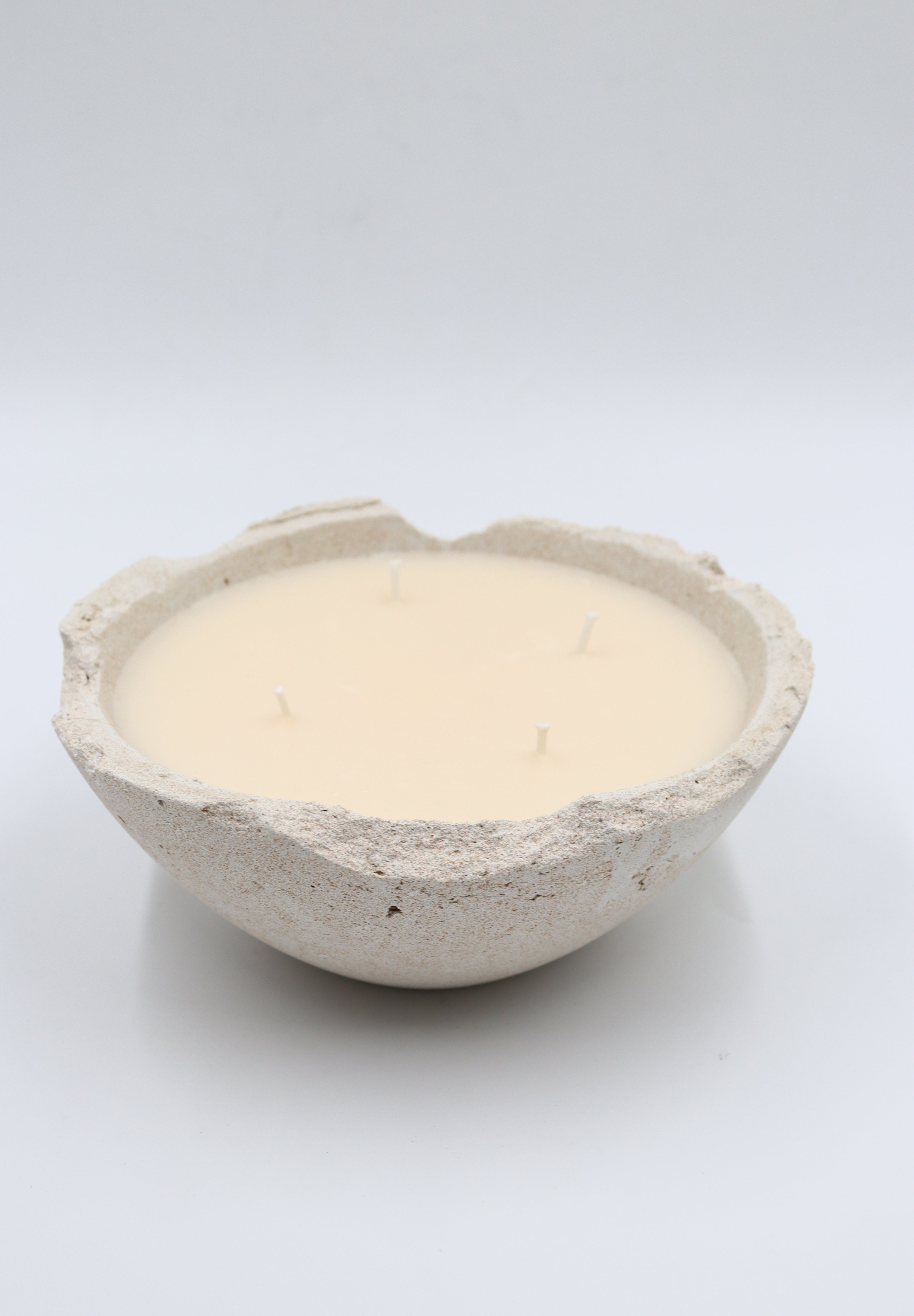 Vanilla, Eries bowl candle by pluto., hand-finished in Dubai